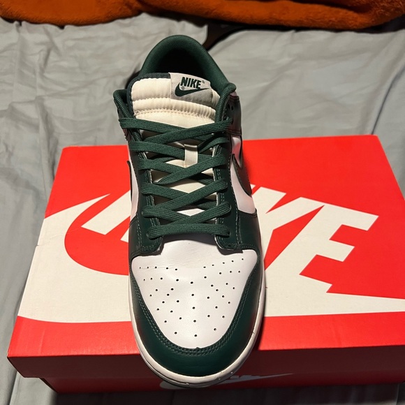 Nike Low Dunk Retro